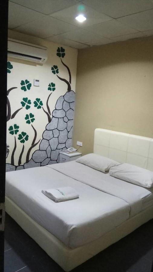 Golden Leaf Boutique Hotel Johor Bahru Extérieur photo